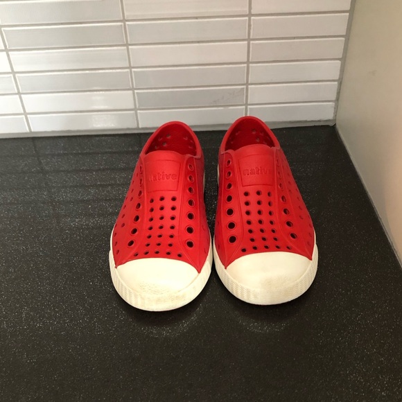 Unisex Red Native Jefferson child shoes - Picture 2 of 9